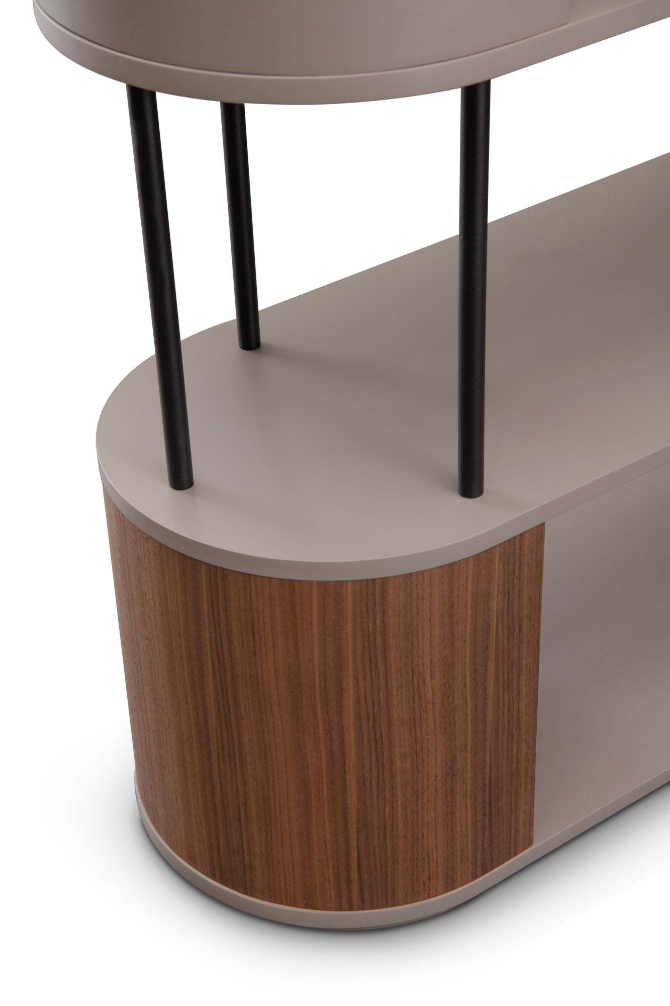 Salvo Bookshelf