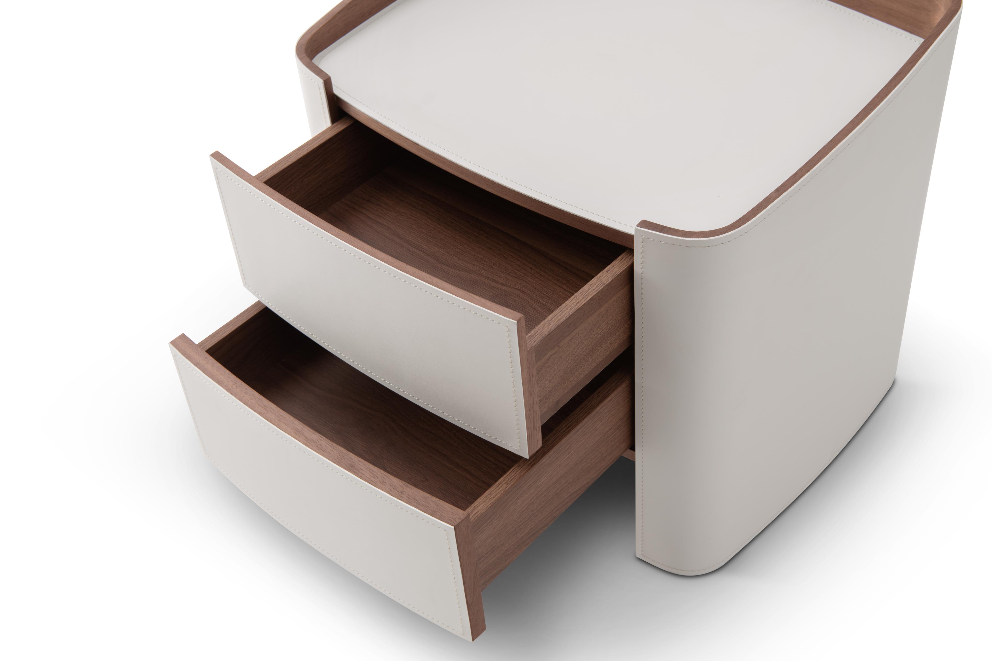 Ruffia Bedside Table
