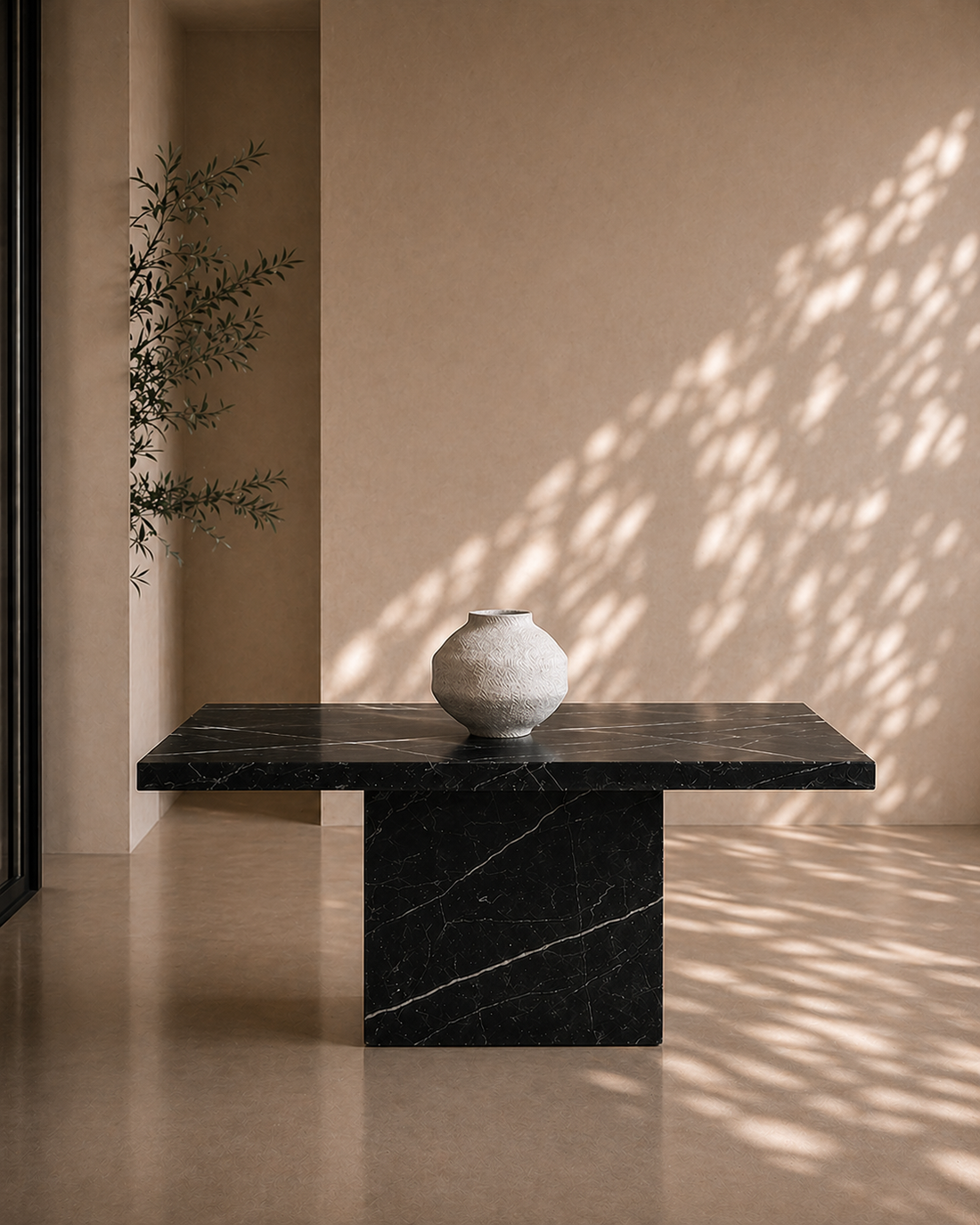 Noche Dining Table