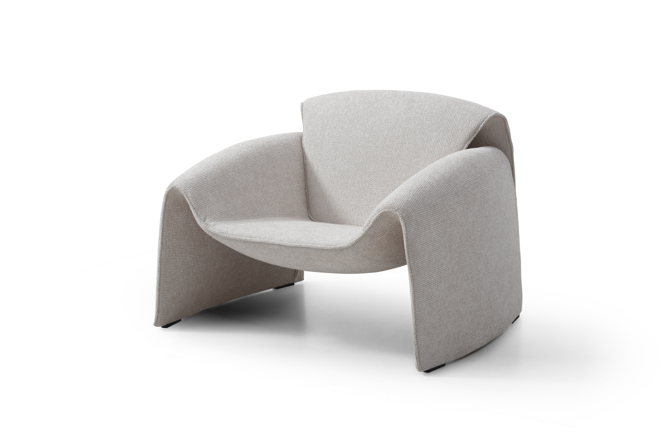 Ezra Easy Chair